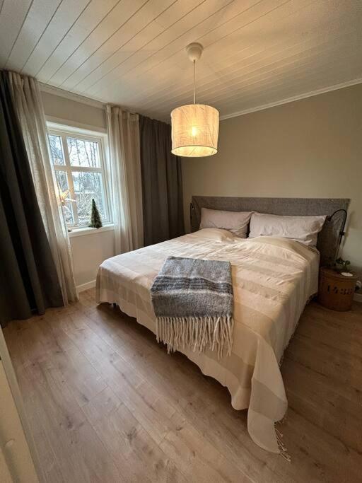 Apartamento Ny Laegenhet I Vesene Ljung Exterior foto